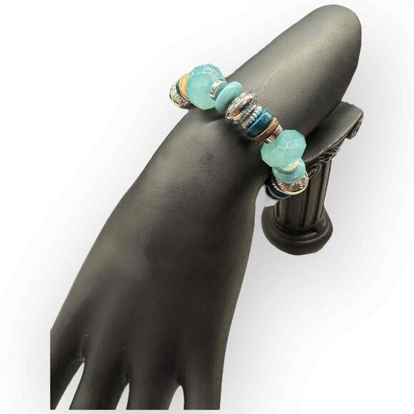 paparazzi Jewelry - NWT Paparazzi Stretch One Size Blue Mixed Women’s Bracelet